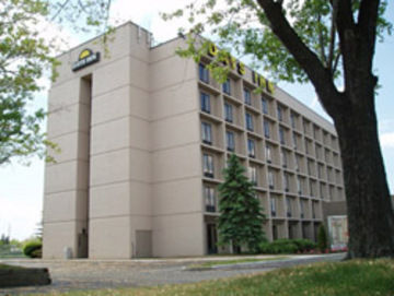 Comfort & Airport Hotel